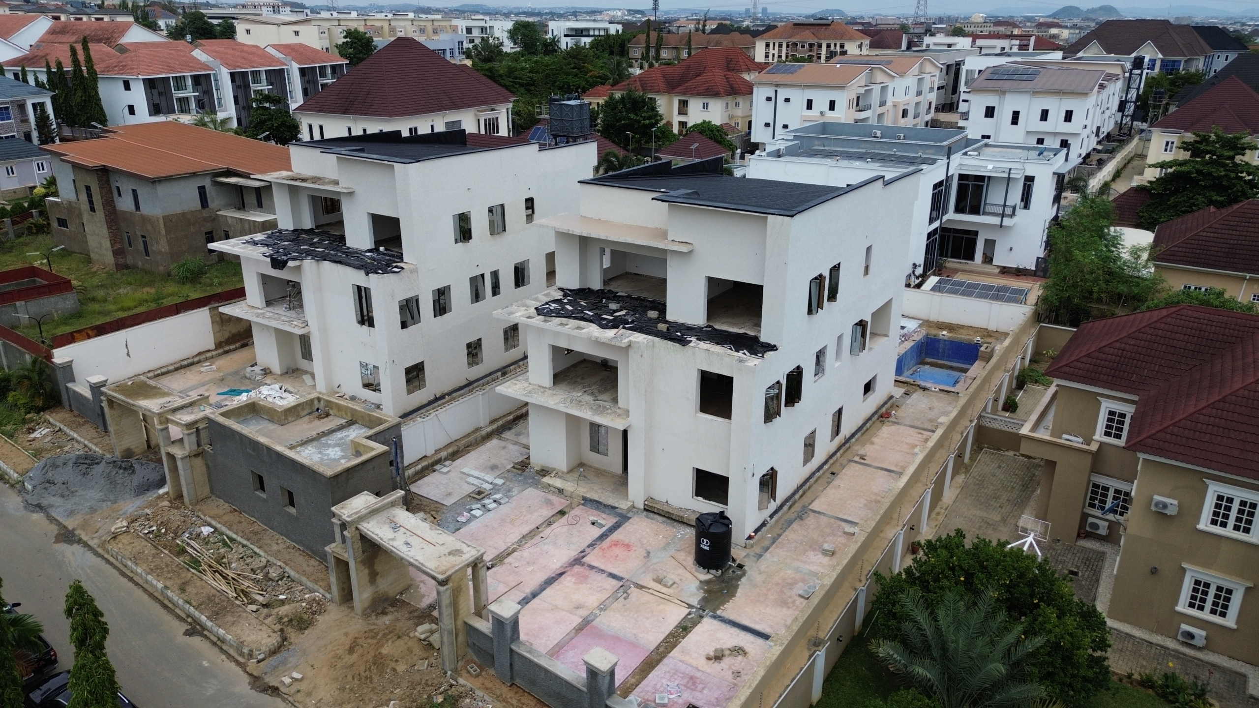 DCIM101MEDIADJI_0346.JPG 6 Bedroom Fully Detached Duplex + 2 BQ