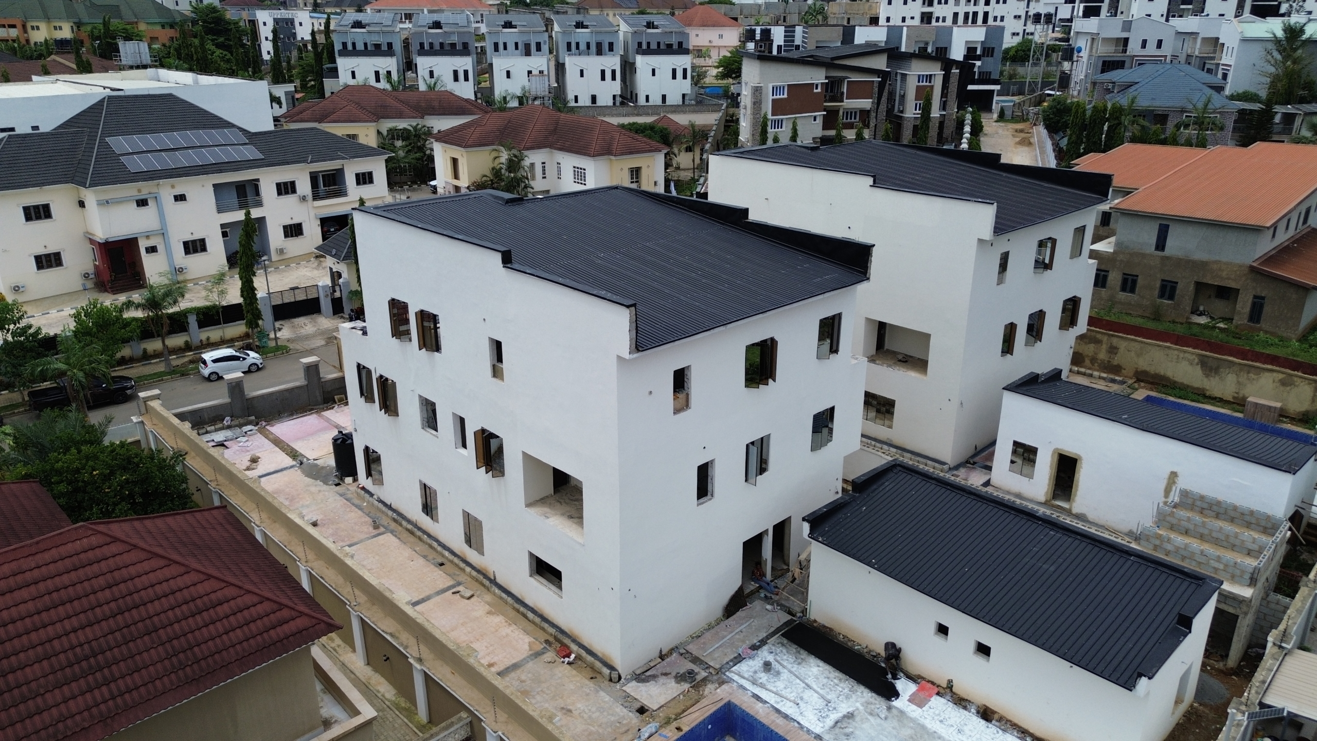 DCIM101MEDIADJI_0348.JPG 6 Bedroom Fully Detached Duplex + 2 BQ